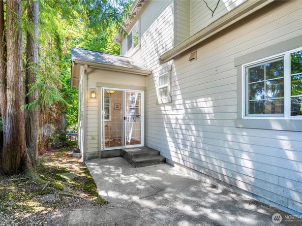 9834 NE 130th Place, Kirkland WA 98034