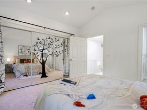 9834 NE 130th Place, Kirkland WA 98034