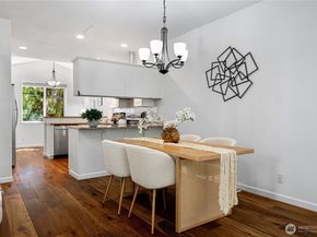 9834 NE 130th Place, Kirkland WA 98034