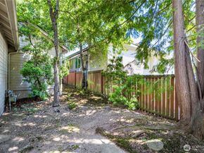 9834 NE 130th Place, Kirkland WA 98034