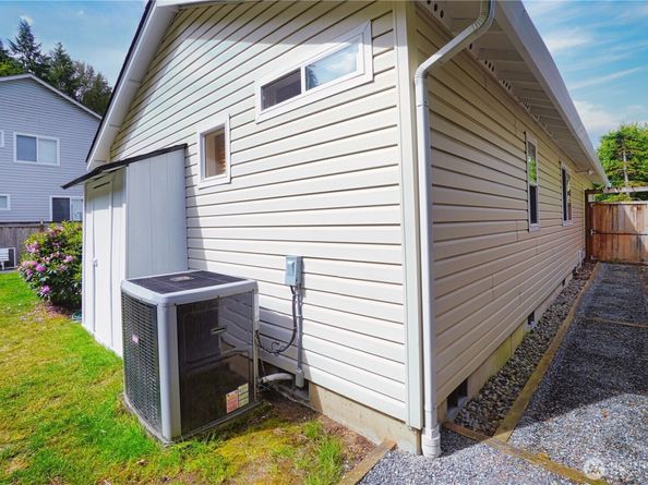 2820 V Court SE, Auburn WA 98002