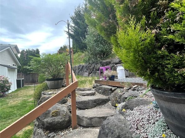 2820 V Court SE, Auburn WA 98002