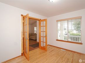 2820 V Court SE, Auburn WA 98002