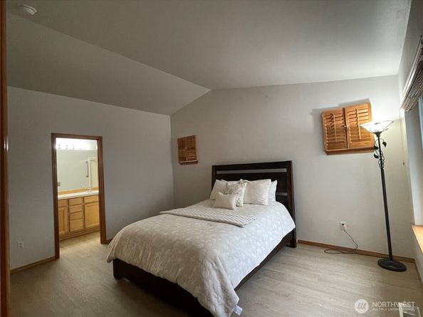 2820 V Court SE, Auburn WA 98002