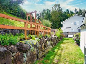 2820 V Court SE, Auburn WA 98002