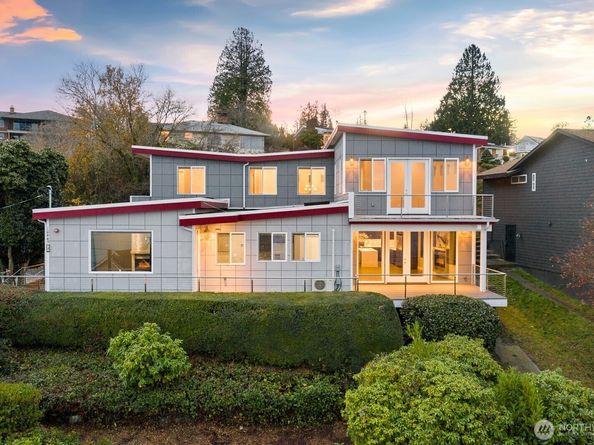 10445 Dixon Drive S, Seattle WA 98178