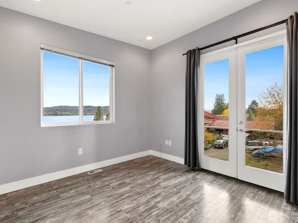 10445 Dixon Drive S, Seattle WA 98178