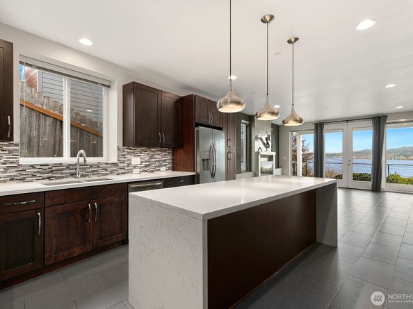 10445 Dixon Drive S, Seattle WA 98178