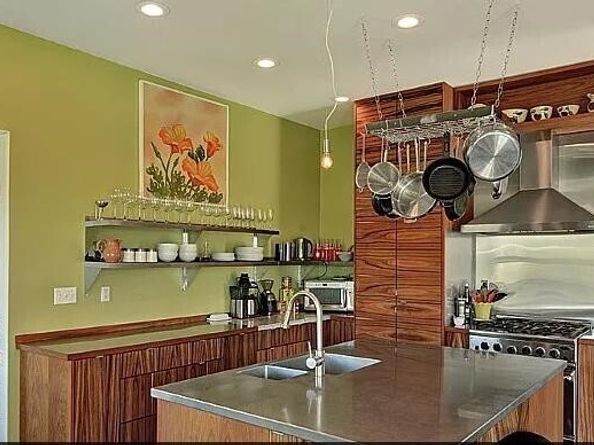 2753 S Washington Street, Seattle WA 98144