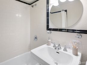 1105 Spring Street 712, Seattle WA 98104