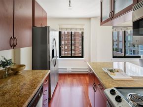 1105 Spring Street 712, Seattle WA 98104