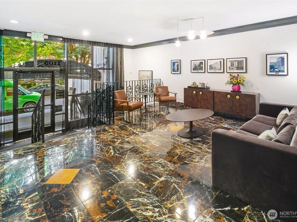 1105 Spring Street 712, Seattle WA 98104