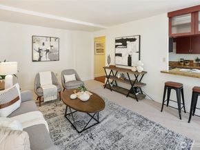 1105 Spring Street 712, Seattle WA 98104