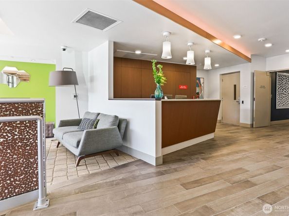 1760 NW 56th Street 608, Seattle WA 98107