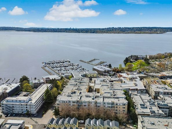 110 B 2nd Street S, Kirkland WA 98033