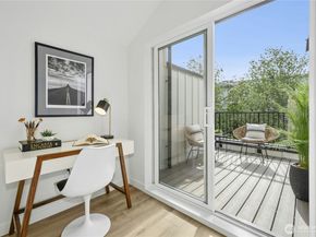 110 B 2nd Street S, Kirkland WA 98033