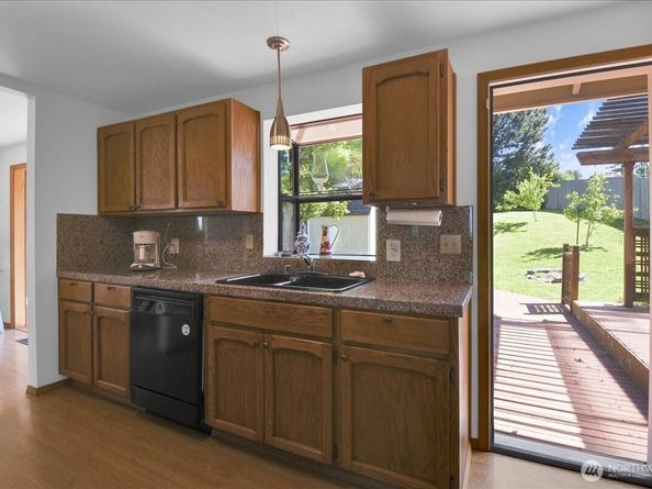 8929 48th Place W, Mukilteo WA 98275