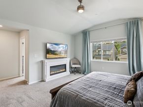 1134 Baker Heights Loop, Bremerton WA 98312