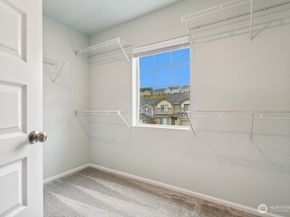 1134 Baker Heights Loop, Bremerton WA 98312
