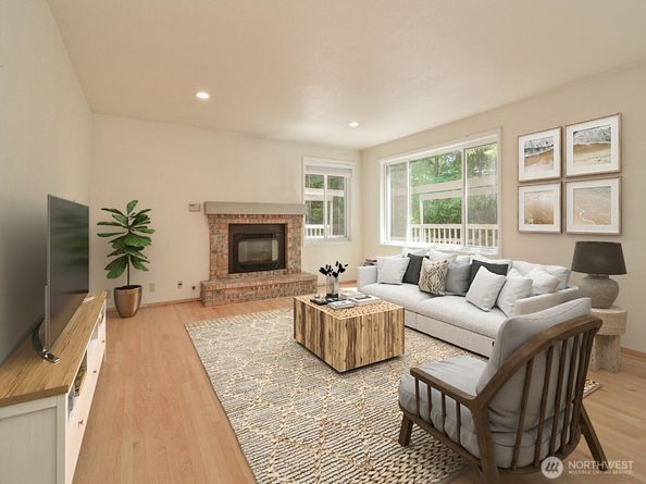 904 187th Place SW, Lynnwood WA 98036