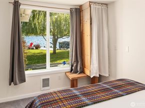 24410 Vashon Highway SW, Vashon WA 98070