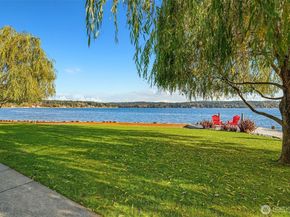 24410 Vashon Highway SW, Vashon WA 98070