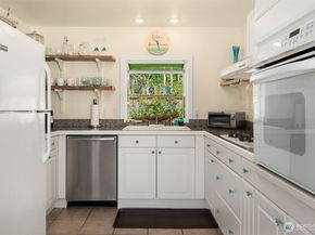 24410 Vashon Highway SW, Vashon WA 98070