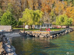 24410 Vashon Highway SW, Vashon WA 98070