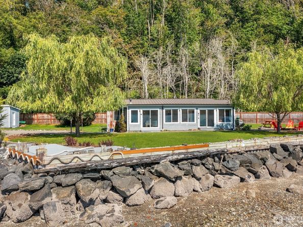 24410 Vashon Highway SW, Vashon WA 98070