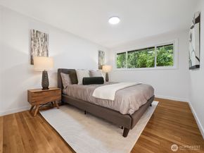 6423 E Mercer Way, Mercer Island WA 98040