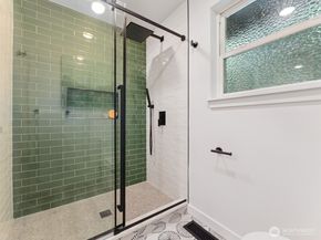 6423 E Mercer Way, Mercer Island WA 98040