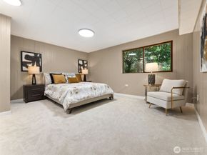 6423 E Mercer Way, Mercer Island WA 98040