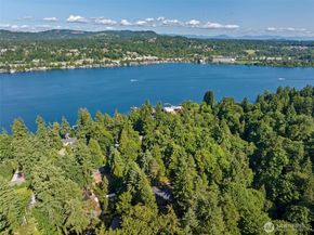 6423 E Mercer Way, Mercer Island WA 98040
