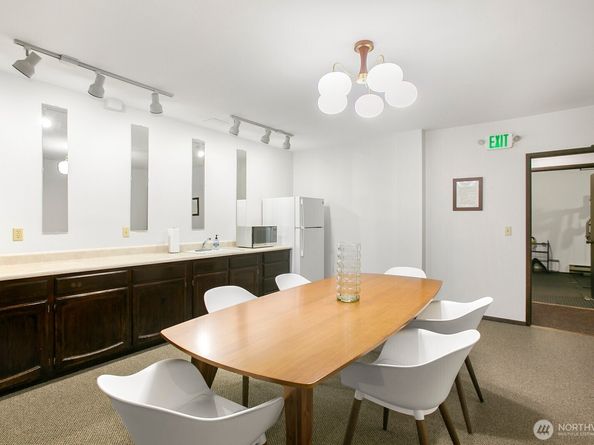 3505 W Government Way 203, Seattle WA 98199