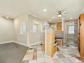 903 NW 50th Street, Seattle WA 98107