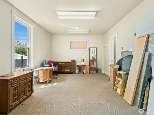903 NW 50th Street, Seattle WA 98107
