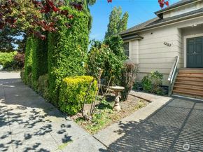 903 NW 50th Street, Seattle WA 98107