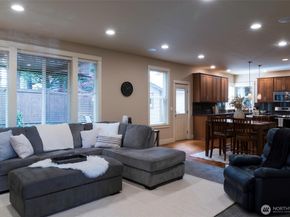 1815 Camas Avenue NE, Renton WA 98056