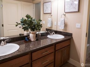 1815 Camas Avenue NE, Renton WA 98056