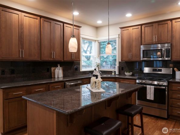1815 Camas Avenue NE, Renton WA 98056
