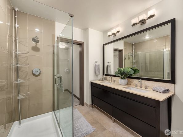 2033 2nd Avenue 1708, Seattle WA 98121