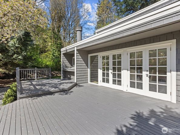 1825 112th Avenue NE, Bellevue WA 98004