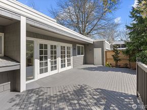 1825 112th Avenue NE, Bellevue WA 98004