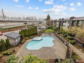 11300 1st Avenue NE 306, Seattle WA 98125