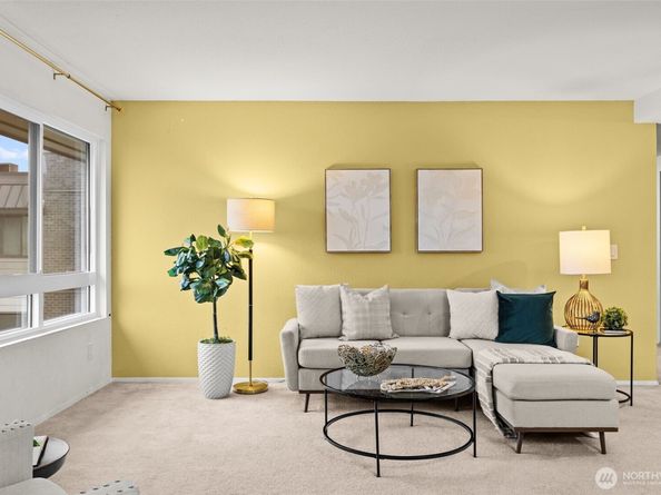 11300 1st Avenue NE 306, Seattle WA 98125