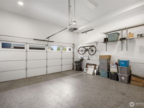 18513 104th Avenue NE 1A, Bothell WA 98011