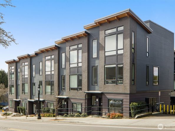 18513 104th Avenue NE 1A, Bothell WA 98011