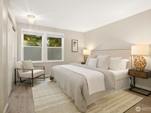 4084 220th Place SE 1038, Issaquah WA 98029