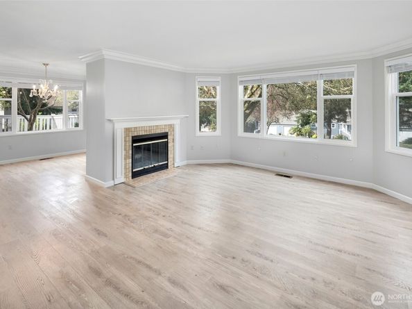 4084 220th Place SE 1038, Issaquah WA 98029