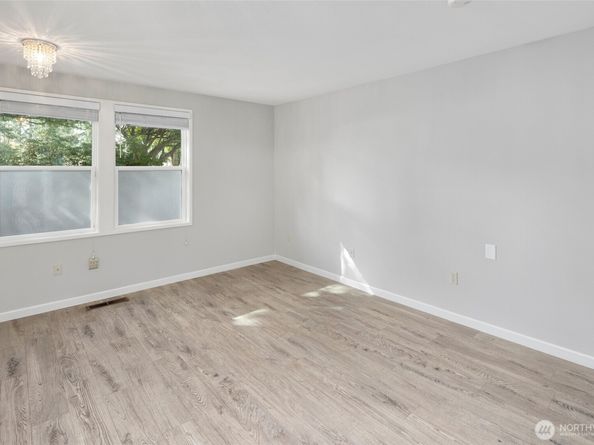 4084 220th Place SE 1038, Issaquah WA 98029